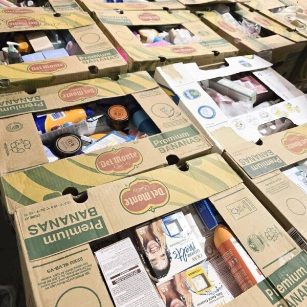 Make up pallet 500 pieces for 650$